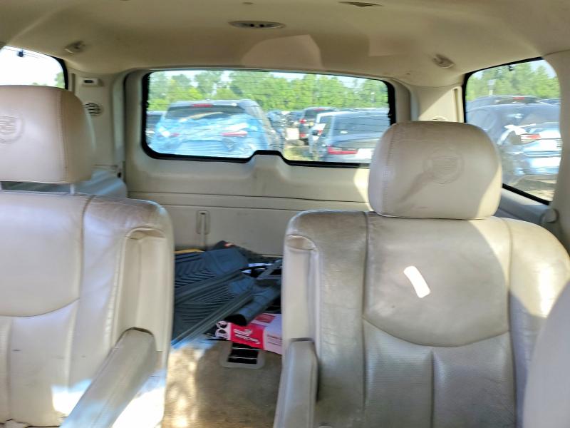 58471496 :رقم المزاد ، 1GYEC63T04R272615 vin ، 2004 Cadillac Escalade مزاد بيع
