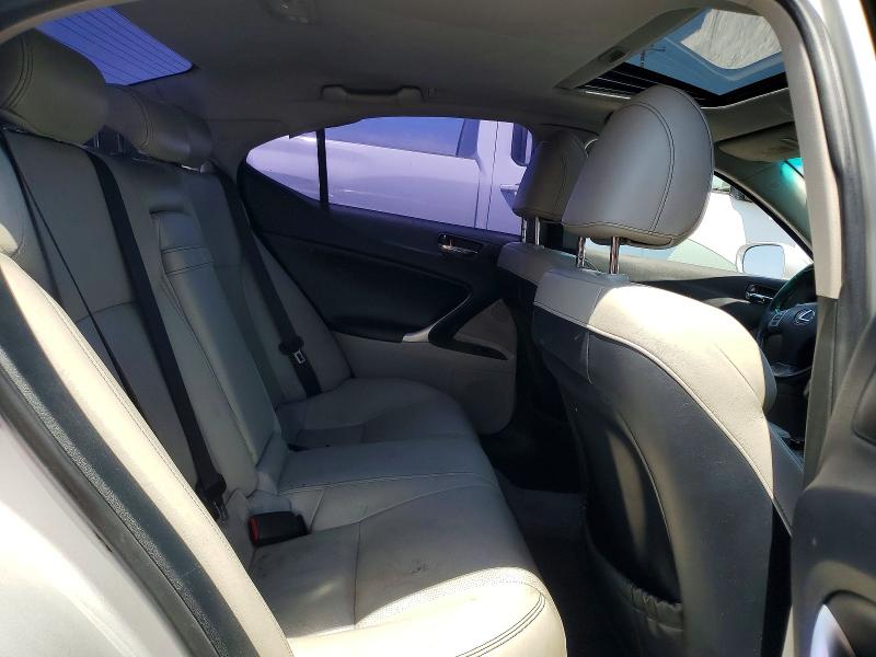 55606556 :رقم المزاد ، JTHBE5C29C5030978 vin ، 2012 Lexus Is مزاد بيع