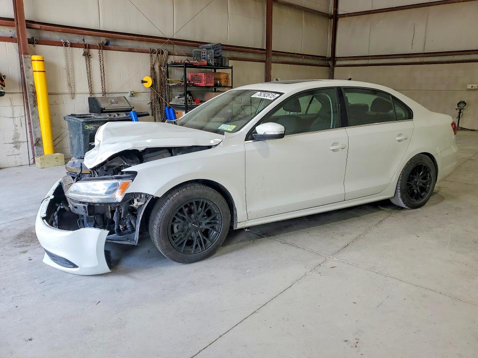 2014 Volkswagen Jetta მანქანა იყიდება აუქციონზე, vin: 3VWD17AJ3EM322132, აუქციონის ნომერი: 76292615