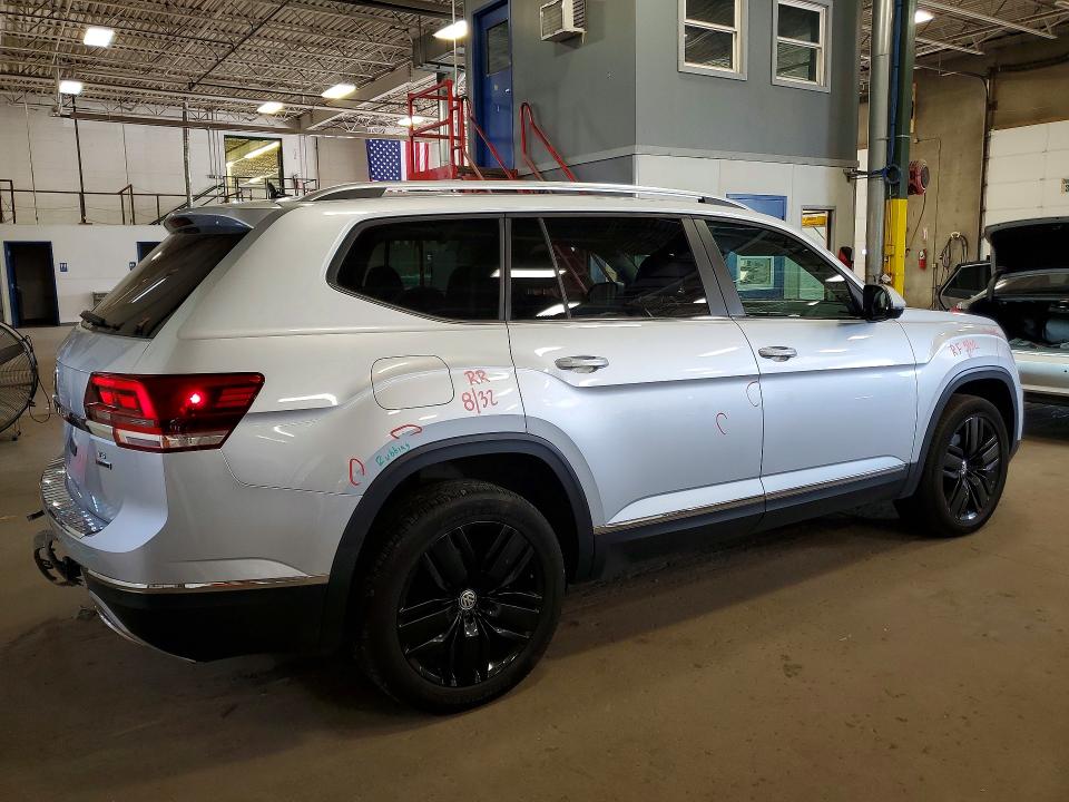 2018 Volkswagen Atlas მანქანა იყიდება აუქციონზე, vin: 1V2MR2CA5JC596888, აუქციონის ნომერი: 57875986