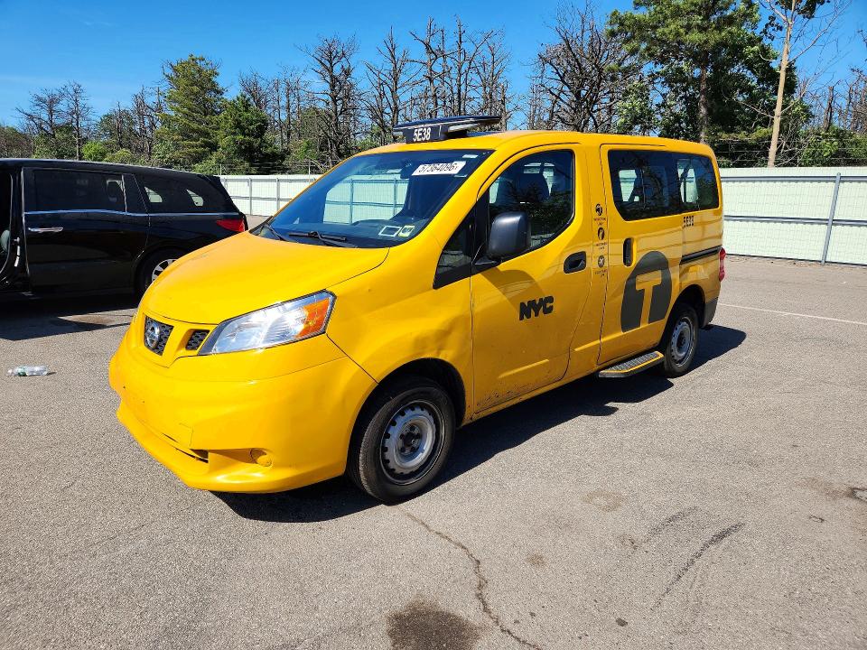 57364096 :رقم المزاد ، 3N8CM0JT3HK707743 vin ، 2017 Nissan Nv200 مزاد بيع