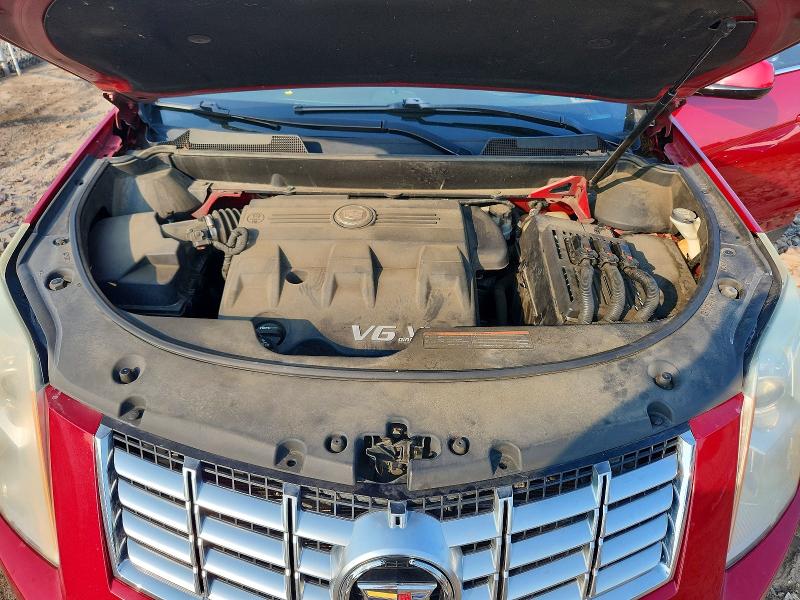 58570456 :رقم المزاد ، 3GYFNBE33FS581208 vin ، 2015 Cadillac Srx مزاد بيع