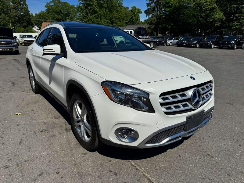 2018 Mercedes-benz Gla მანქანა იყიდება აუქციონზე, vin: WDCTG4GB7JU000217, აუქციონის ნომერი: 56951306