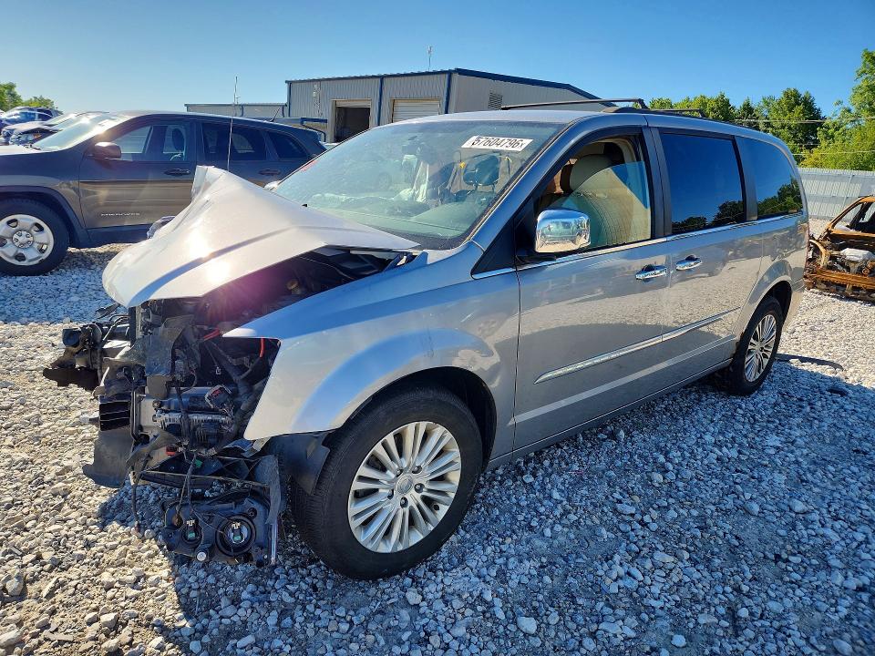 2013 Chrysler Town & Country მანქანა იყიდება აუქციონზე, vin: 2C4RC1CG1DR646463, აუქციონის ნომერი: 57604796
