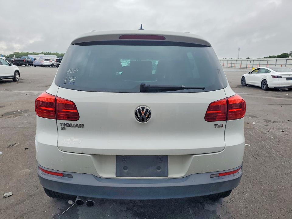 2016 Volkswagen Tiguan მანქანა იყიდება აუქციონზე, vin: WVGAV7AX5GW507411, აუქციონის ნომერი: 55771146