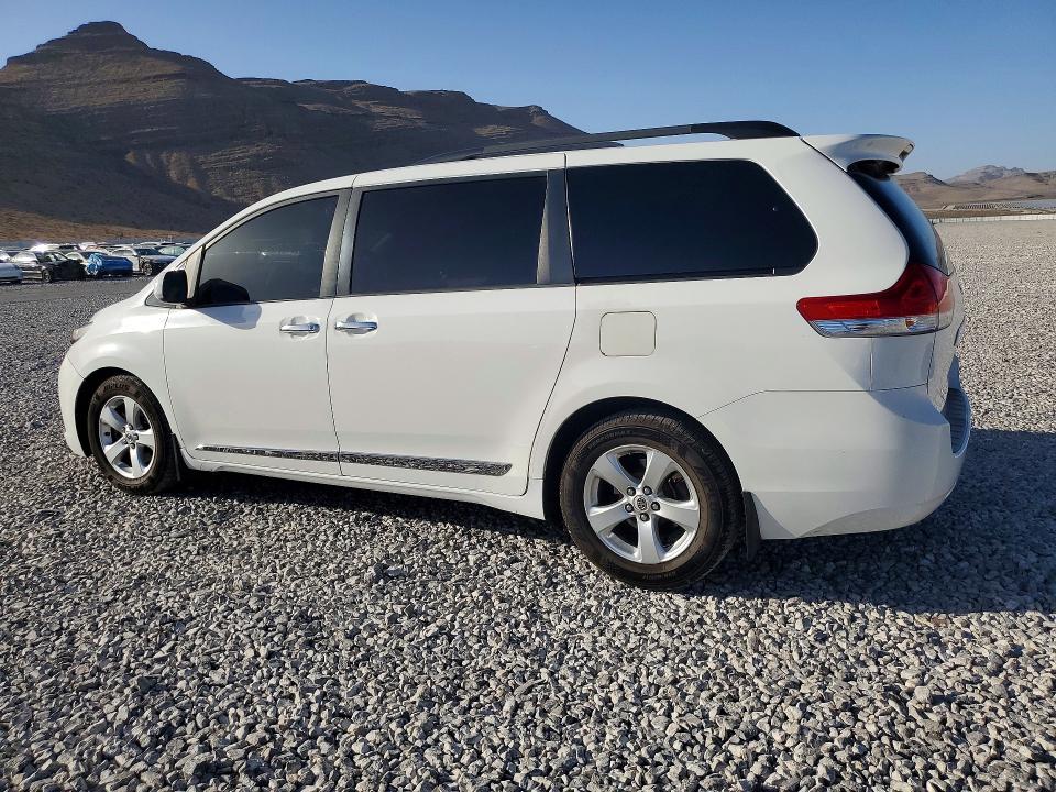 Aukcja sprzedaży 2011 Toyota Sienna, vin: 5TDKK3DC0BS166544, numer aukcji: 57077336