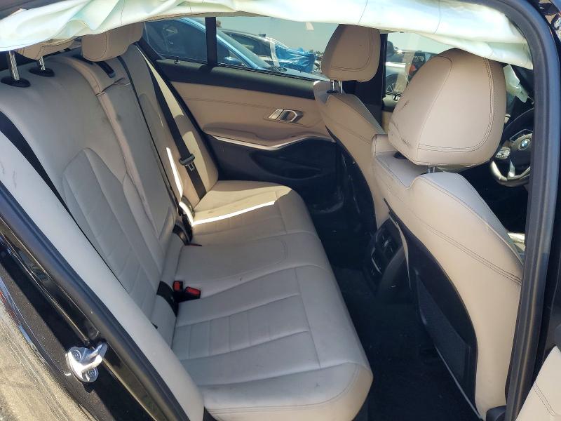 56161506 :رقم المزاد ، 3MW5R1J06M8B91092 vin ، 2021 Bmw 330i مزاد بيع