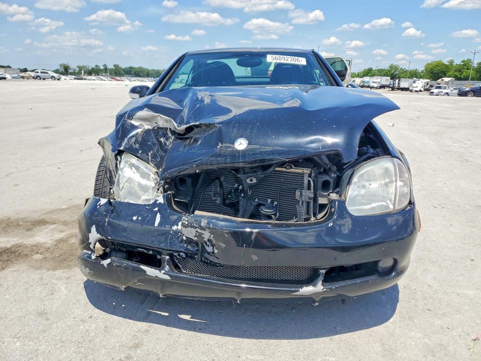 56092306 :رقم المزاد ، WDBKK65F31F210737 vin ، 2001 Mercedes-benz Slk مزاد بيع
