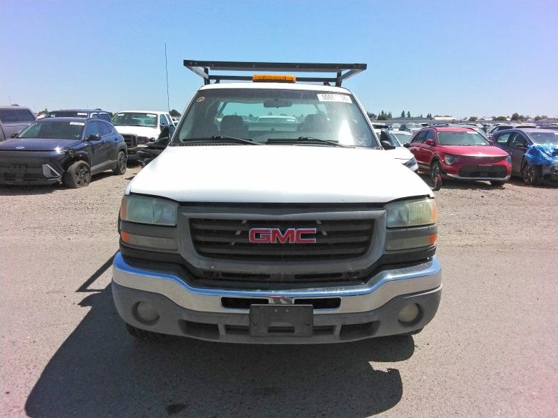Продаж на аукціоні авто 2004 Gmc Sierra, vin: 1GDHC29UX4E233481, номер лоту: 50661836