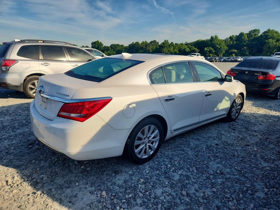2015 Buick Lacrosse მანქანა იყიდება აუქციონზე, vin: 1G4GB5GR1FF273105, აუქციონის ნომერი: 56173336