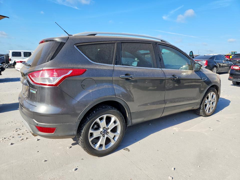 51520796 :رقم المزاد ، 1FMCU0J94GUA55628 vin ، 2016 Ford Escape مزاد بيع