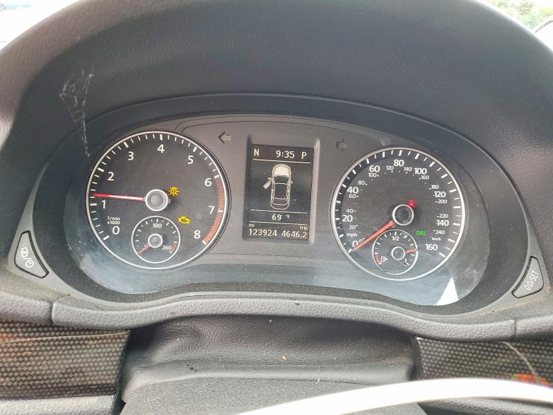 57700676 :رقم المزاد ، 1VWBT7A30FC098467 vin ، 2015 Volkswagen Passat مزاد بيع