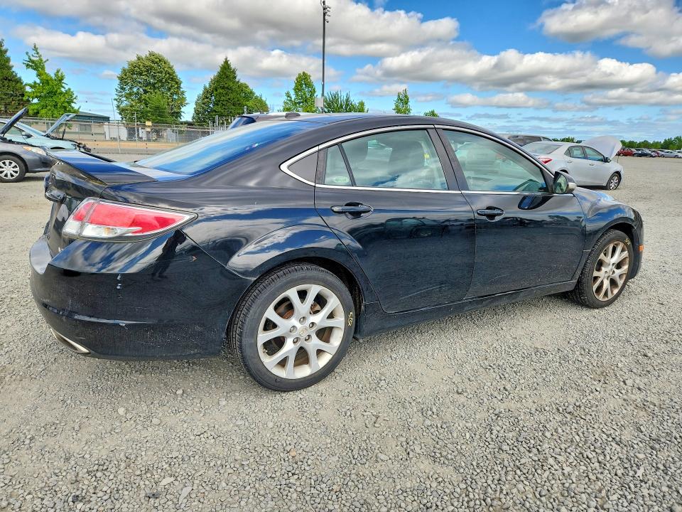 55991336 :رقم المزاد ، 1YVHZ8CB2B5M08696 vin ، 2011 Mazda 6 مزاد بيع