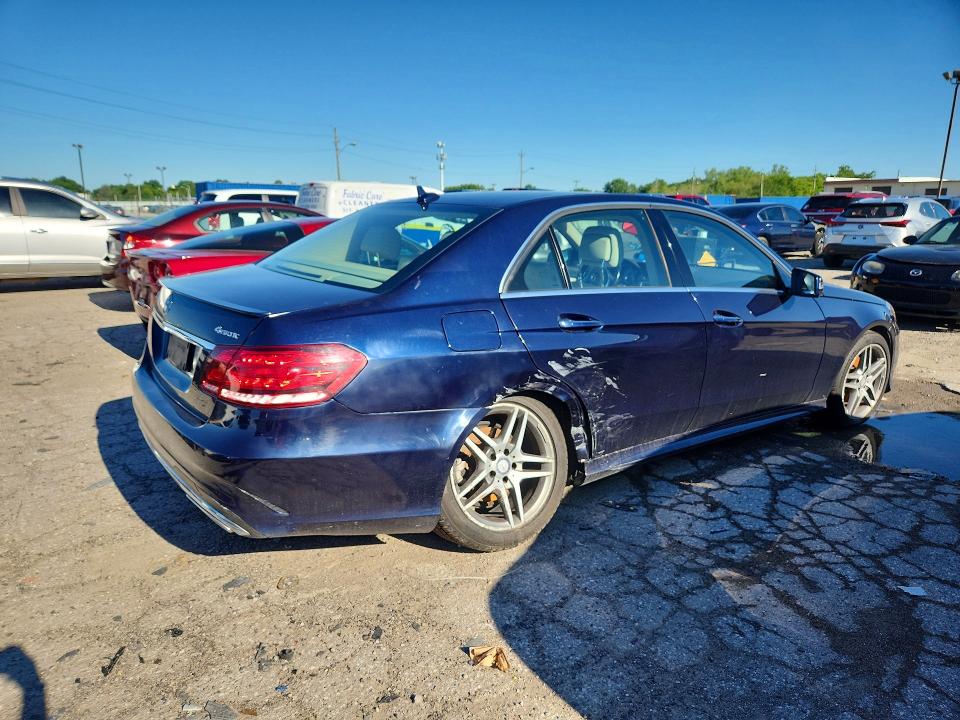 57270476 :رقم المزاد ، WDDHF8JBXGB300083 vin ، 2016 Mercedes-benz E مزاد بيع