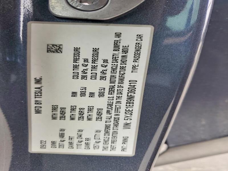 57950456 :رقم المزاد ، 5YJ3E1EB9NF360410 vin ، 2022 Tesla Model 3 مزاد بيع