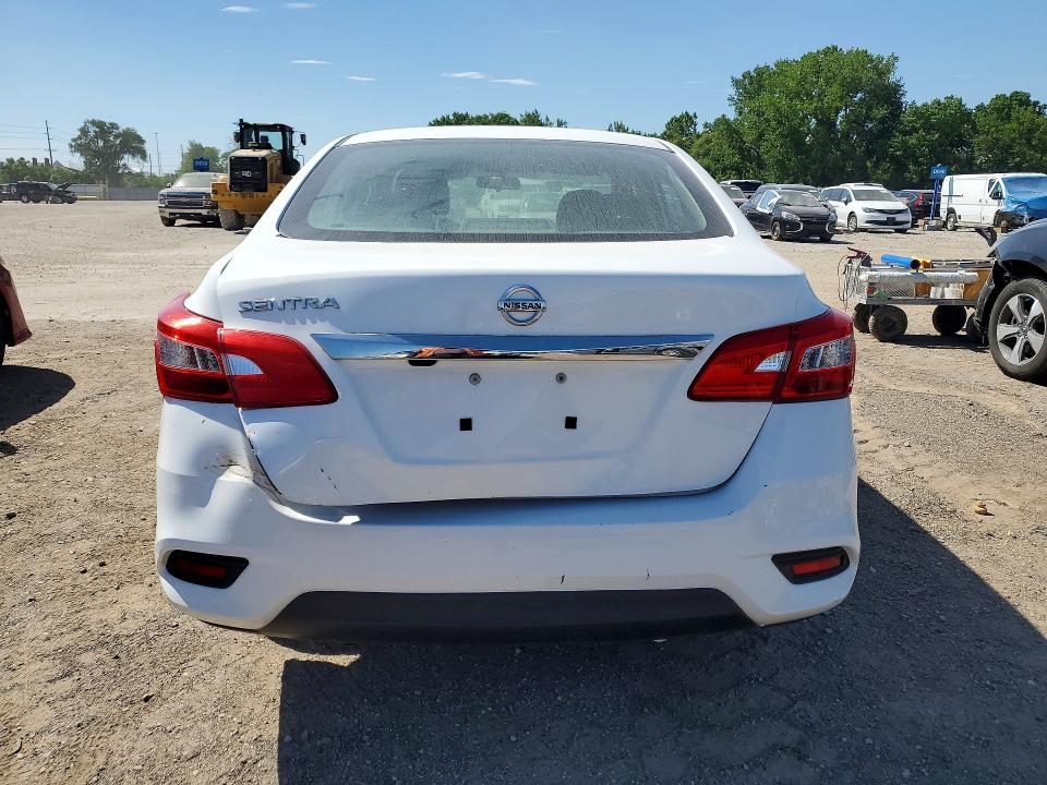 2018 Nissan Sentra მანქანა იყიდება აუქციონზე, vin: 3N1AB7AP7JY326908, აუქციონის ნომერი: 54894486