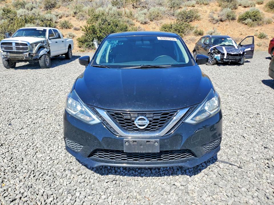 57631516 :رقم المزاد ، 3N1AB7AP1HY227074 vin ، 2017 Nissan Sentra مزاد بيع