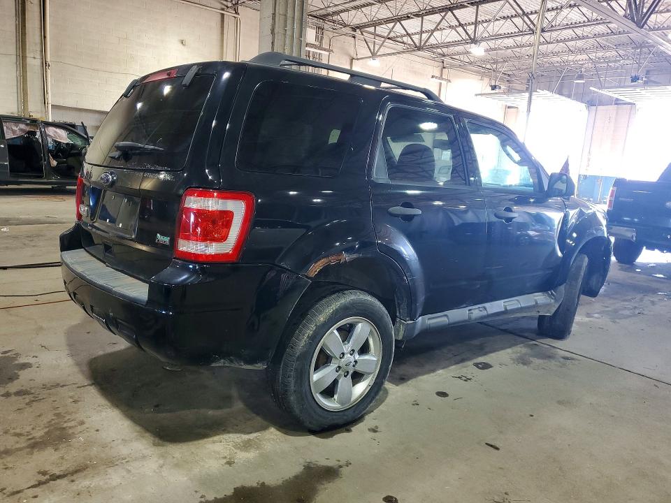 2010 Ford Escape მანქანა იყიდება აუქციონზე, vin: 1FMCU0DG1AKA63280, აუქციონის ნომერი: 56974006