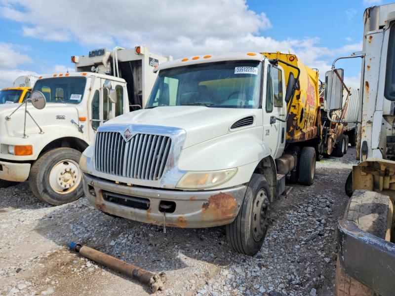 55912286 :رقم المزاد ، 1HTMMAAM12H506912 vin ، 2002 International 4000 مزاد بيع