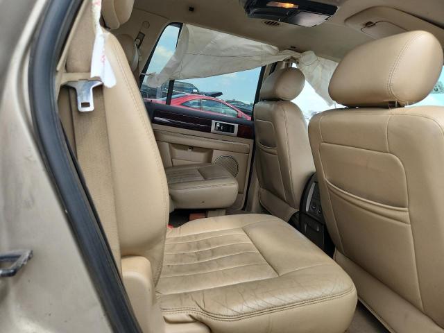 57383396 :رقم المزاد ، 5LMFU28535LJ15765 vin ، 2005 Lincoln Navigator مزاد بيع