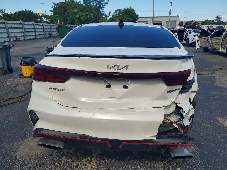 57347966 :رقم المزاد ، 3KPF44AC8PE543984 vin ، 2023 Kia Forte مزاد بيع