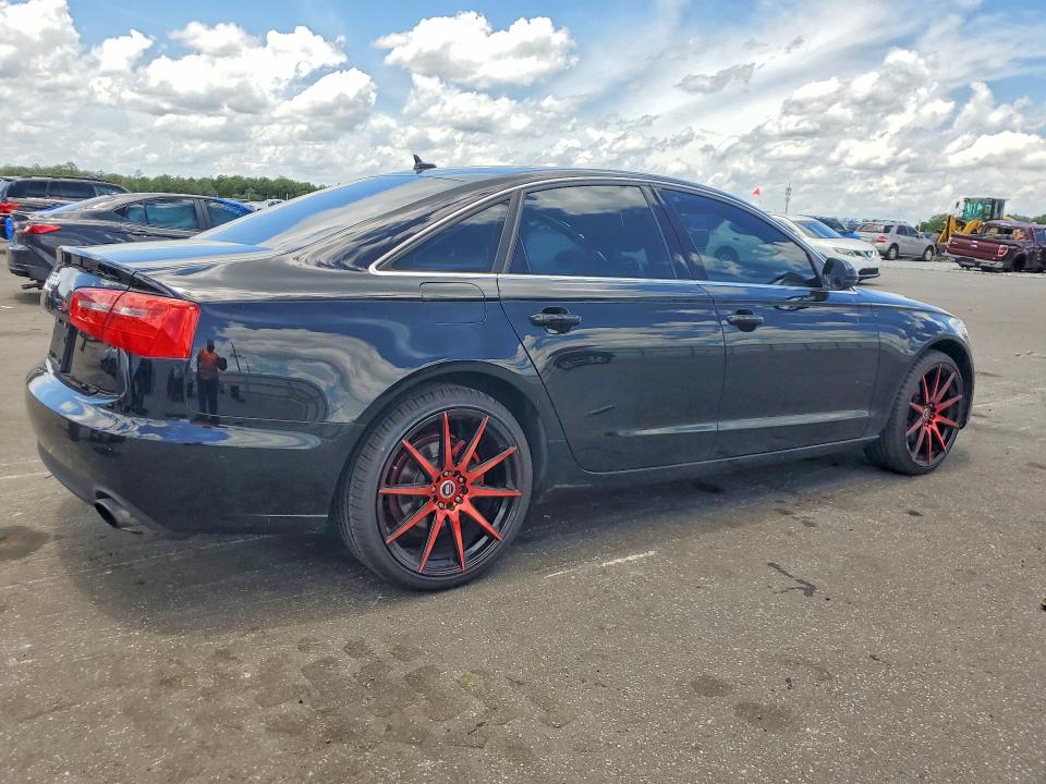 57821206 :رقم المزاد ، WAUCFAFC6DN119096 vin ، 2013 Audi A6 مزاد بيع