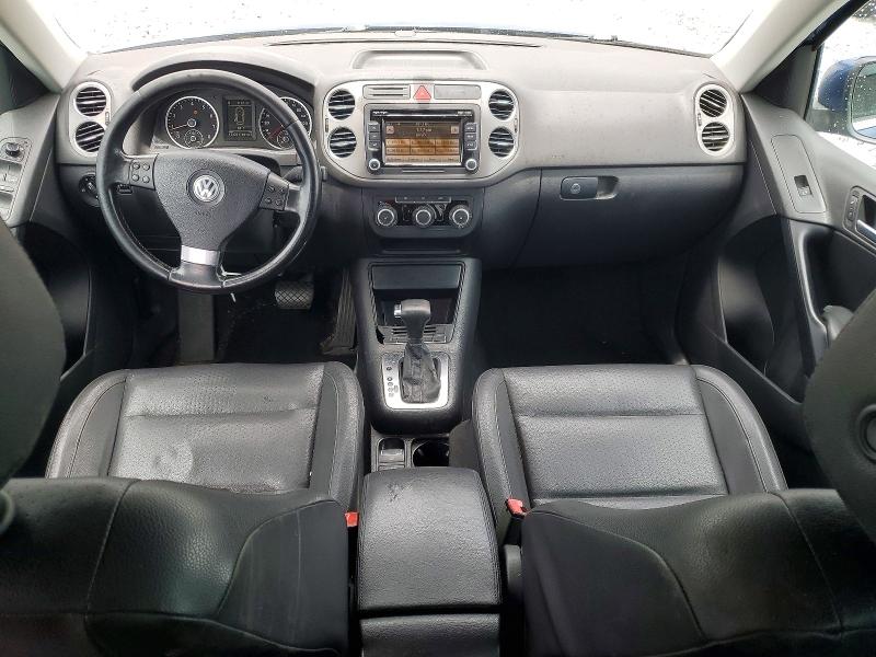 55627806 :رقم المزاد ، WVGAV7AX7AW002123 vin ، 2010 Volkswagen Tiguan مزاد بيع