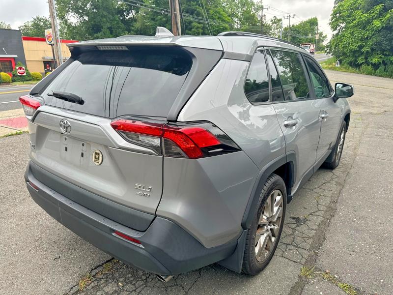 58690046 :رقم المزاد ، 2T3A1RFV5KC056122 vin ، 2019 Toyota Rav4 مزاد بيع