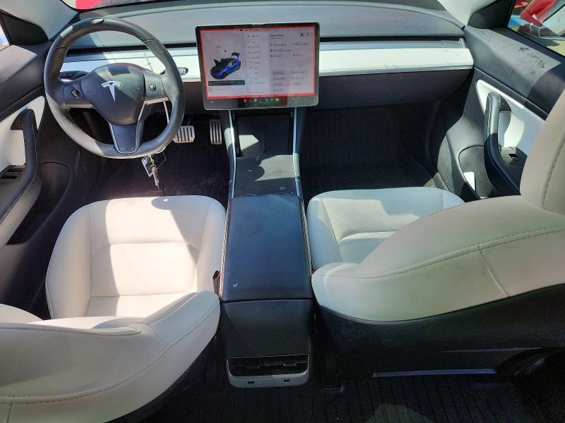 57489896 :رقم المزاد ، 5YJ3E1EC9LF641838 vin ، 2020 Tesla Model 3 مزاد بيع