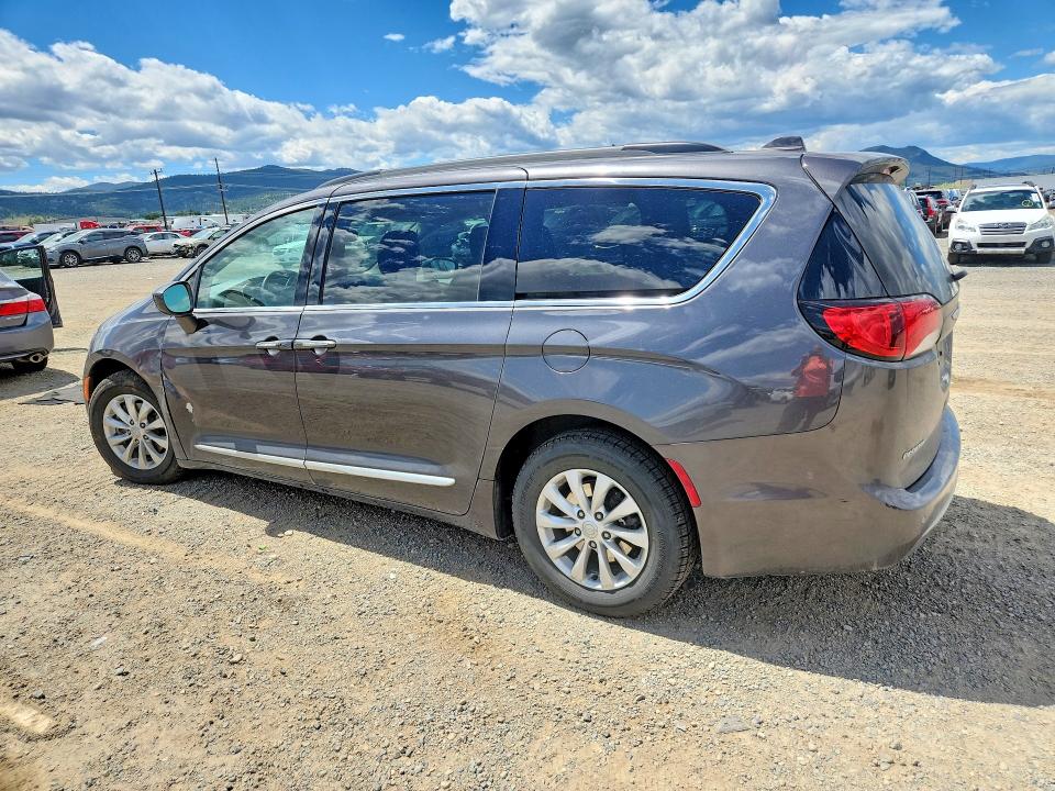 Продажа на аукционе авто 2017 Chrysler Pacifica, vin: 2C4RC1BG6HR688005, номер лота: 57565966