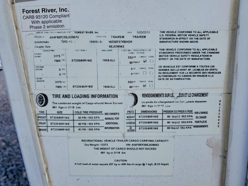 2014 Forest River Sier Recreational Vehicle (rv) მანქანა იყიდება აუქციონზე, vin: 4X4FSEP25EJ039042, აუქციონის ნომერი: 55887396