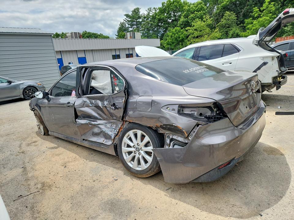 Продажа на аукционе авто 2018 Toyota Camry, vin: 4T1B11HK6JU616471, номер лота: 53736306