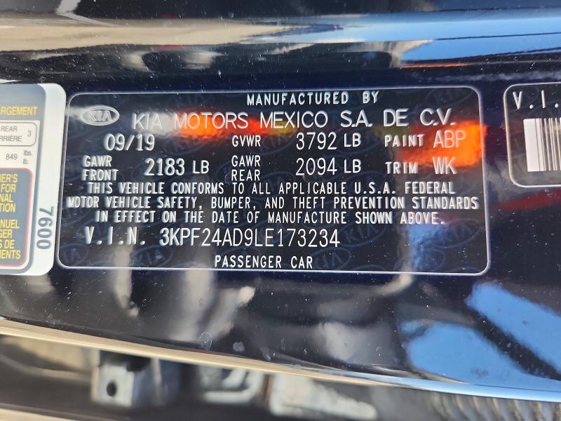 2020 Kia Forte მანქანა იყიდება აუქციონზე, vin: 3KPF24AD9LE173234, აუქციონის ნომერი: 57472426
