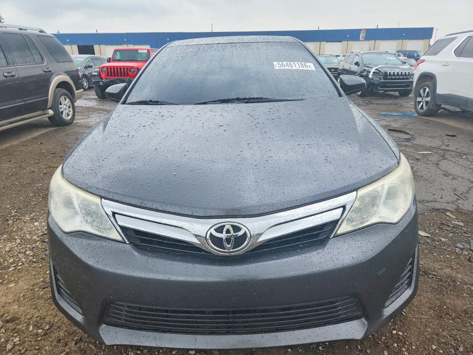 56461186 :رقم المزاد ، 4T1BF1FK3CU021701 vin ، 2012 Toyota Camry مزاد بيع