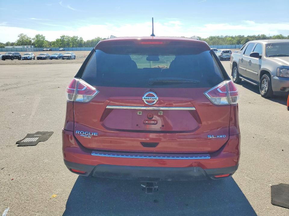 2015 Nissan Rogue მანქანა იყიდება აუქციონზე, vin: 5N1AT2MV5FC909285, აუქციონის ნომერი: 55414836