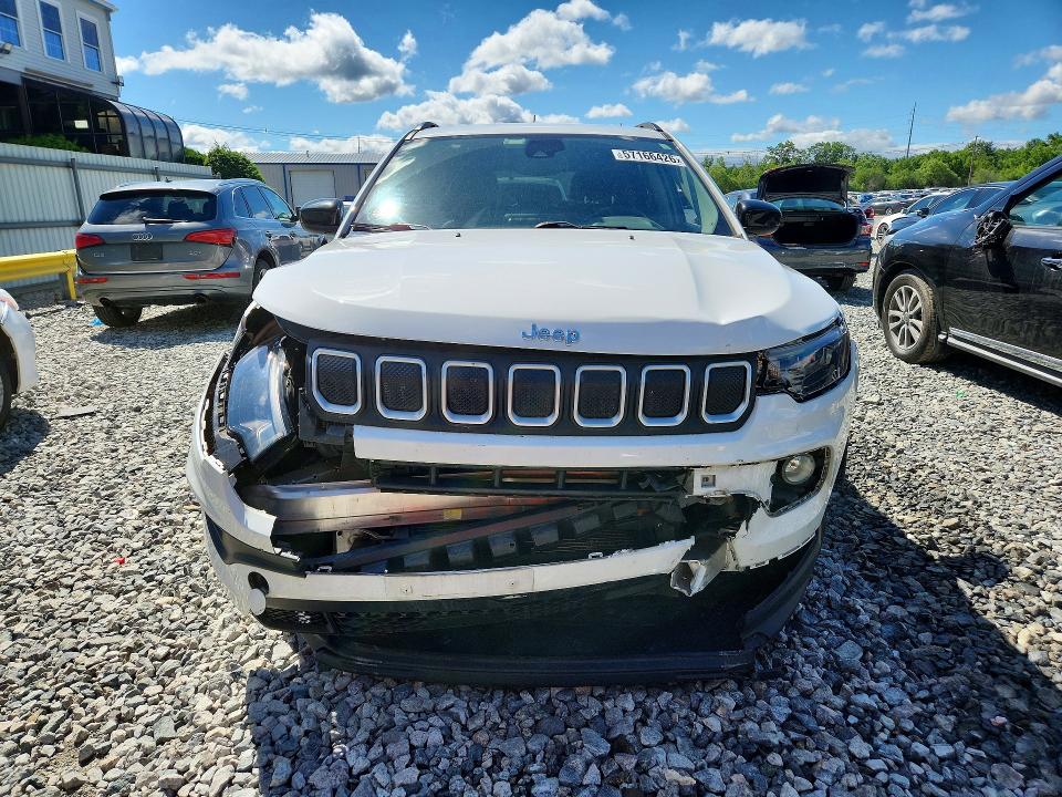 57166426 :رقم المزاد ، 3C4NJDBB7NT122924 vin ، 2022 Jeep Compass مزاد بيع