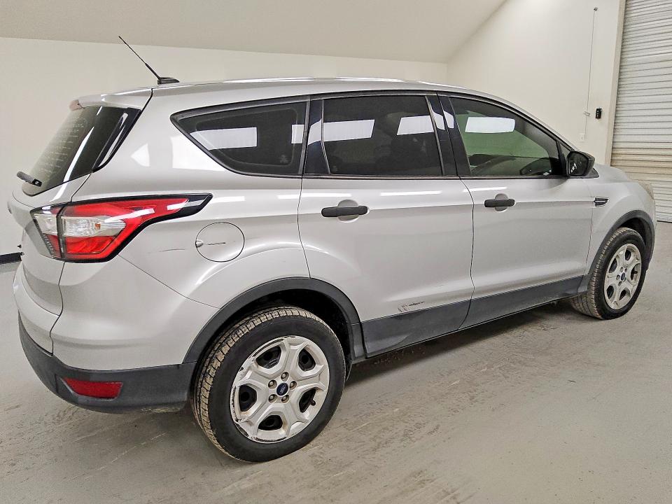 Продажа на аукционе авто 2018 Ford Escape, vin: 1FMCU0F71JUC33977, номер лота: 58061946