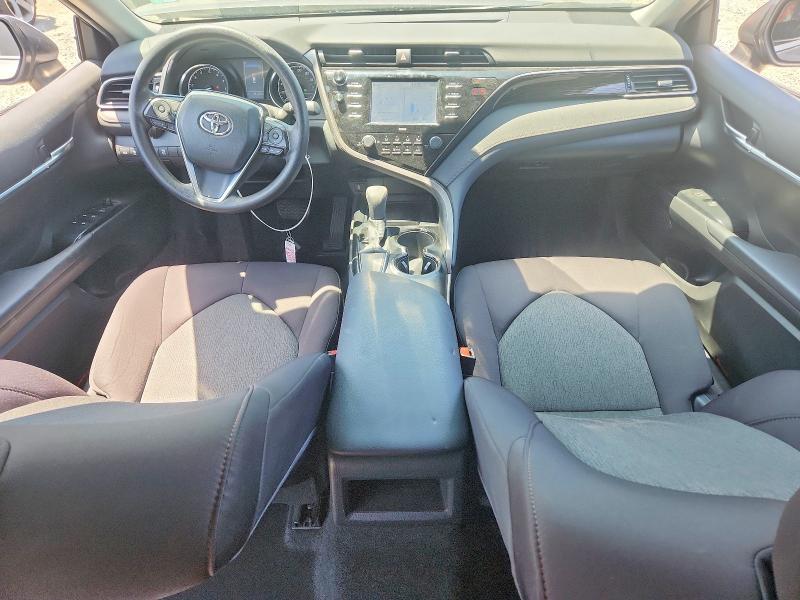 55835856 :رقم المزاد ، 4T1C11AKXLU968583 vin ، 2020 Toyota Camry مزاد بيع