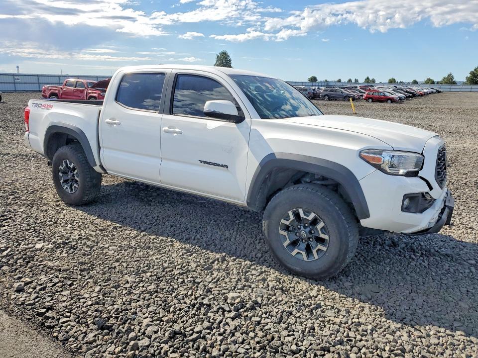 Продаж на аукціоні авто 2018 Toyota Tacoma, vin: 3TMCZ5AN9JM122350, номер лоту: 55740486