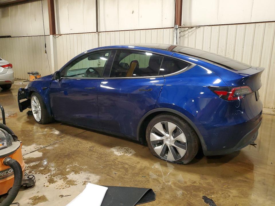 58740446 :رقم المزاد ، 7SAYGDEE5PF662083 vin ، 2023 Tesla Model Y مزاد بيع