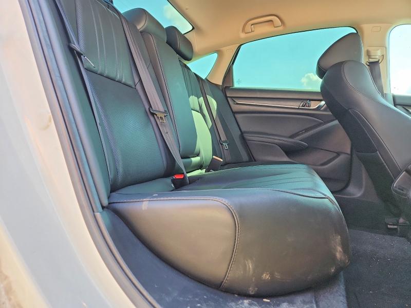57617226 :رقم المزاد ، 1HGCV1F47MA111726 vin ، 2021 Honda Accord مزاد بيع