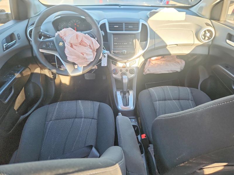 56334566 :رقم المزاد ، 1G1JD5SH2H4143022 vin ، 2017 Chevrolet Sonic مزاد بيع