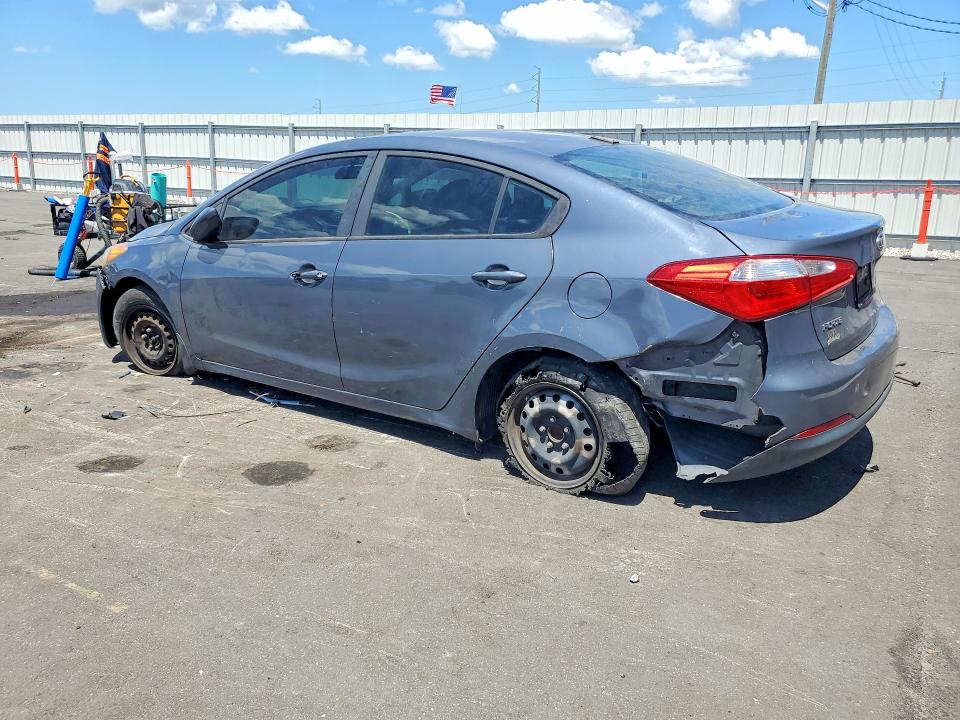 2016 Kia Forte მანქანა იყიდება აუქციონზე, vin: KNAFK4A61G5613138, აუქციონის ნომერი: 56451016