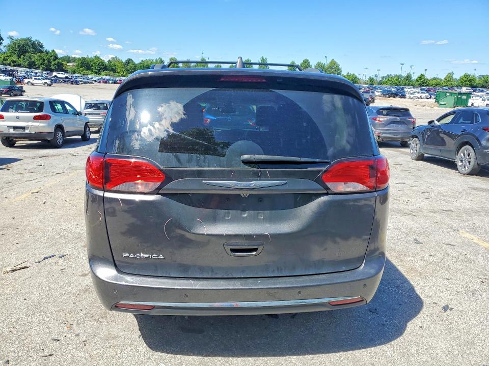 Продажа на аукционе авто 2017 Chrysler Pacifica, vin: 2C4RC1BGXHR676262, номер лота: 57188666