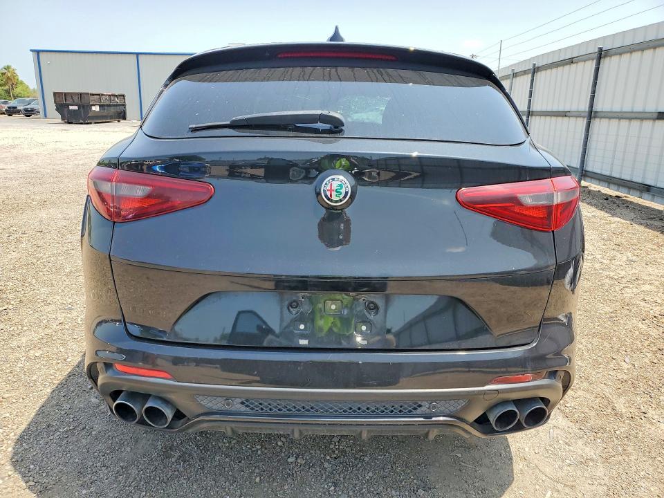 Продаж на аукціоні авто 2018 Alfa Romeo Stelvio, vin: ZASFAKEV6J7C15633, номер лоту: 57610976