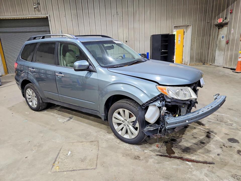 58808226 :رقم المزاد ، JF2SHADC6DH437795 vin ، 2013 Subaru Forester مزاد بيع