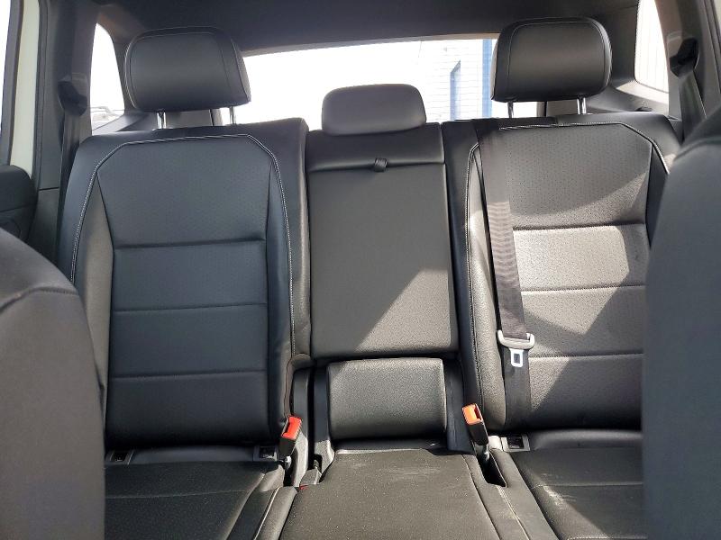 55143016 :رقم المزاد ، 3VV2B7AX5MM106231 vin ، 2021 Volkswagen Tiguan مزاد بيع