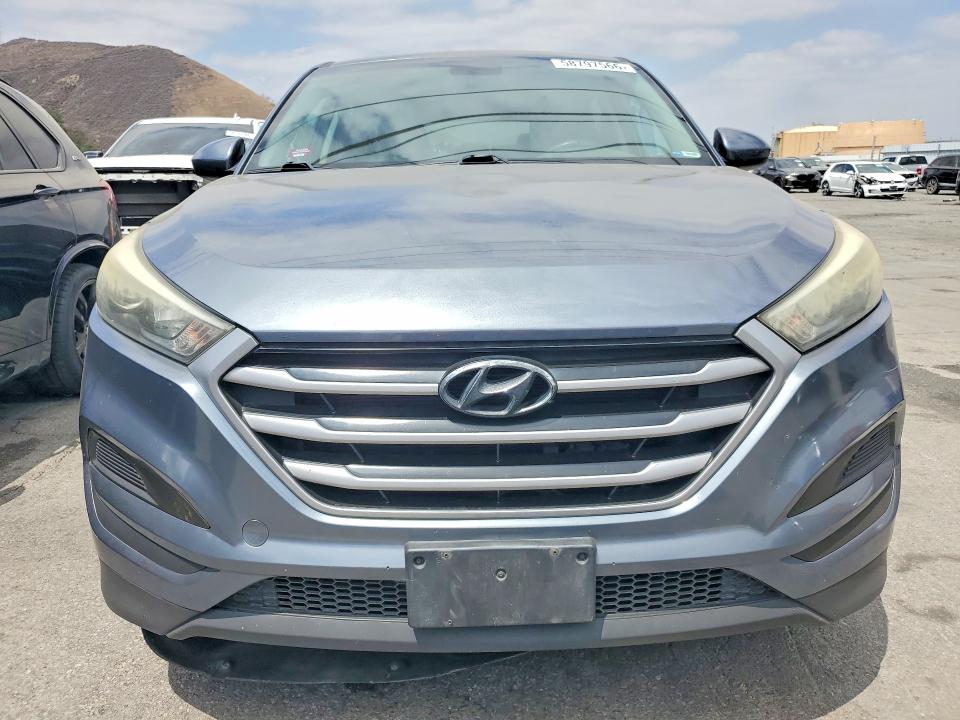 58797566 :رقم المزاد ، KM8J23A47HU396252 vin ، 2017 Hyundai Tucson مزاد بيع