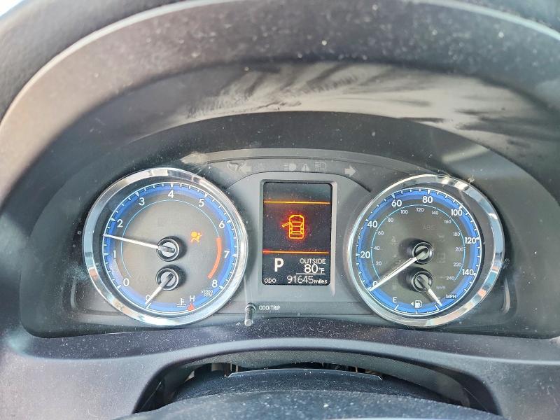 2018 Toyota Corolla მანქანა იყიდება აუქციონზე, vin: 5YFBURHE9JP826693, აუქციონის ნომერი: 58363696