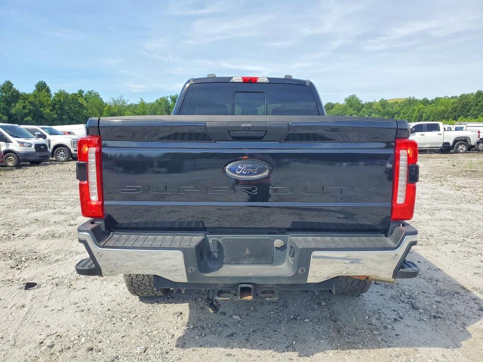 58873136 :رقم المزاد ، 1FT8W2BT8PED24072 vin ، 2023 Ford F250 مزاد بيع